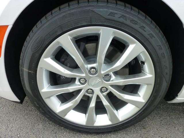 2017 Cadillac XTS Luxury 4dr Sedan